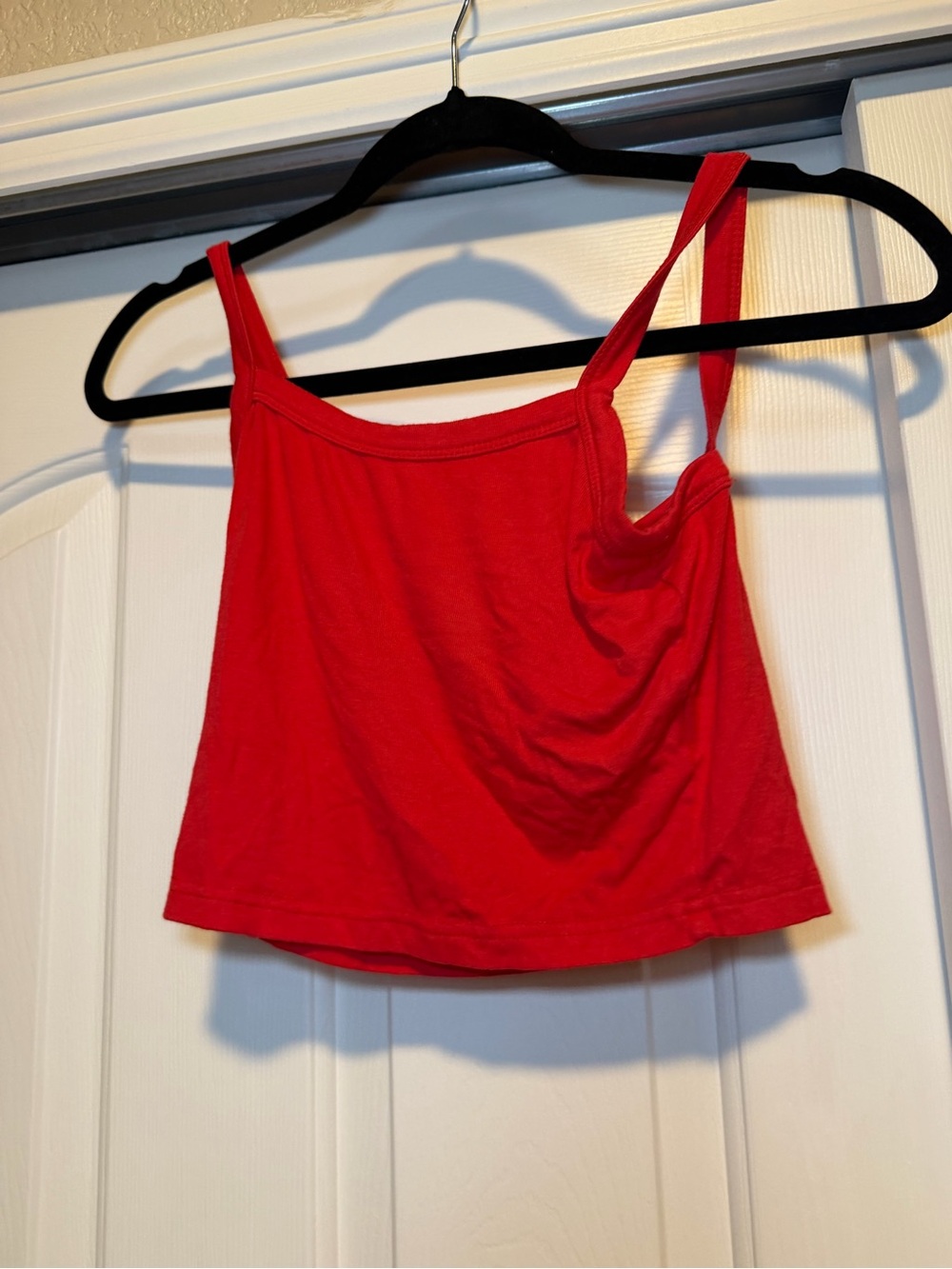 SHEIN Red Cropped Spaghetti Strap Tank
